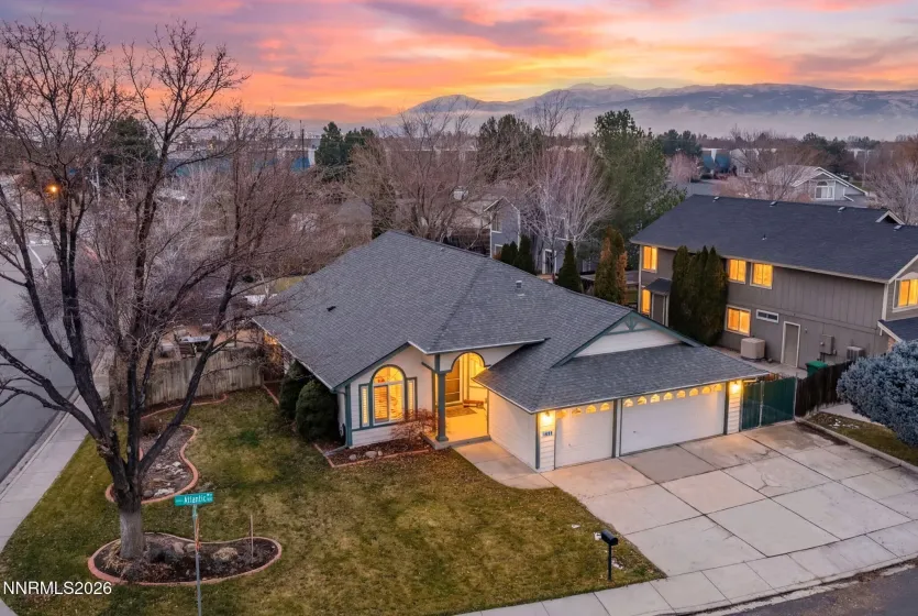 1695 Atlantic, Sparks, Nevada 89434, 3 Bedrooms Bedrooms, ,2 BathroomsBathrooms,Residential,Residential,Atlantic,260000937