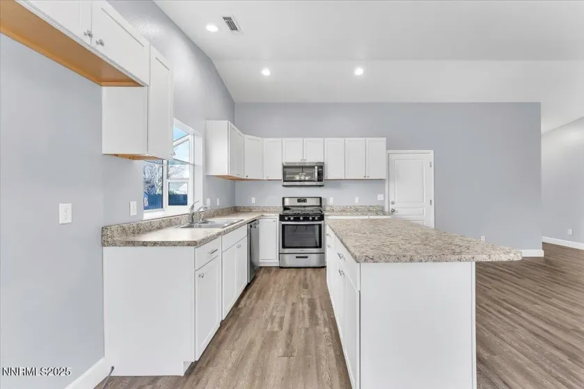 539 Rawe Peak, Dayton, Nevada 89403, 4 Bedrooms Bedrooms, ,2 BathroomsBathrooms,Residential,Residential,Rawe Peak,250052215