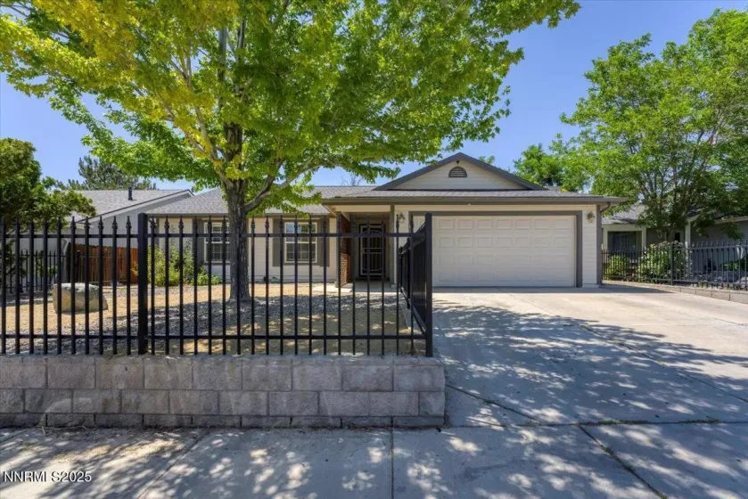 539 Rawe Peak, Dayton, Nevada 89403, 4 Bedrooms Bedrooms, ,2 BathroomsBathrooms,Residential,Residential,Rawe Peak,250052215