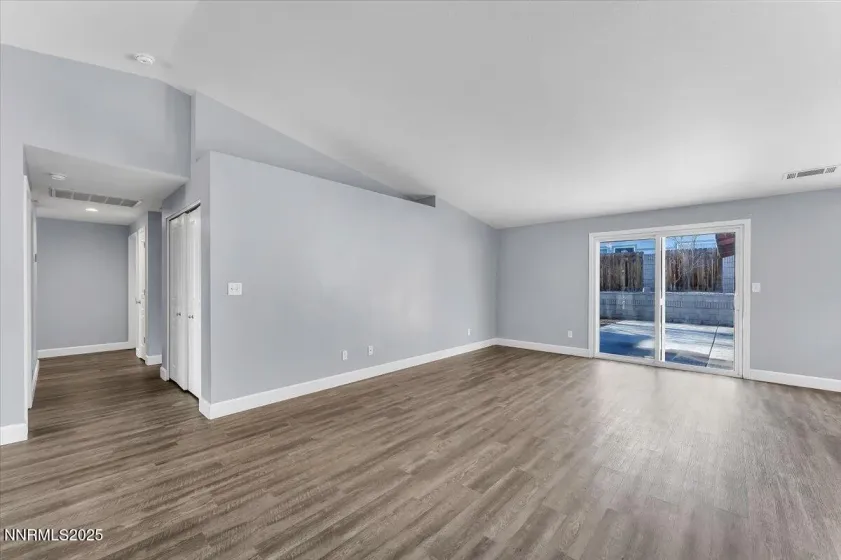 539 Rawe Peak, Dayton, Nevada 89403, 4 Bedrooms Bedrooms, ,2 BathroomsBathrooms,Residential,Residential,Rawe Peak,250052215