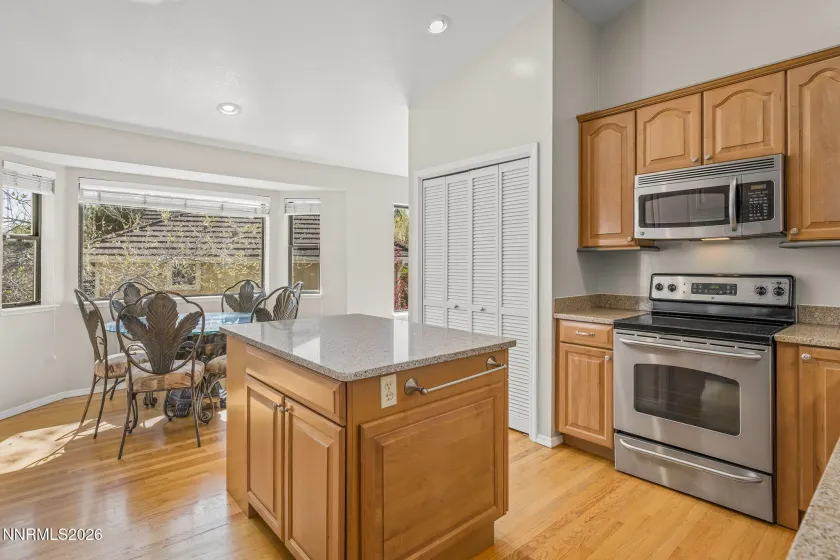 4266 Whistlewood, Reno, Nevada 89509, 4 Bedrooms Bedrooms, ,4 BathroomsBathrooms,Residential,Residential,Whistlewood,260000944