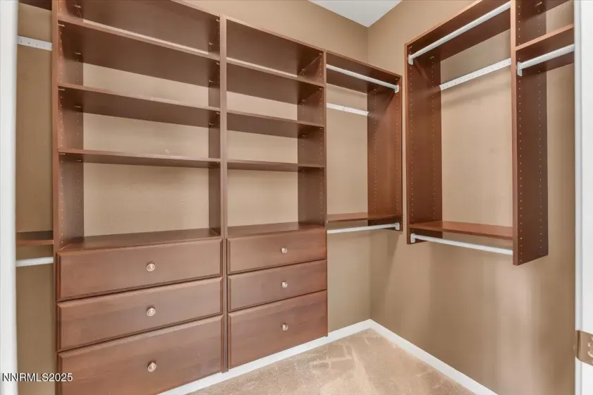 530 Alydar, Reno, Nevada 89521, 4 Bedrooms Bedrooms, ,3 BathroomsBathrooms,Residential,Residential,Alydar,250055430