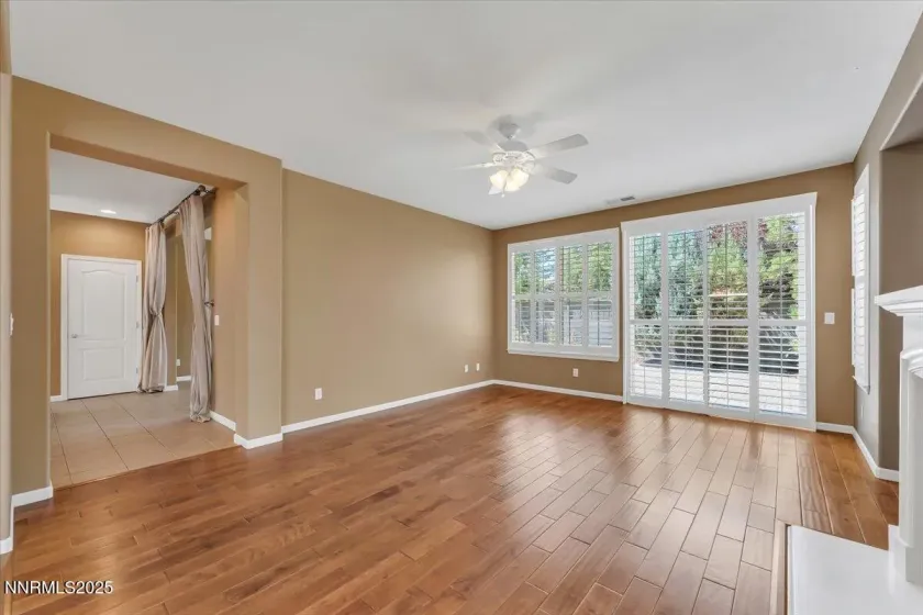 530 Alydar, Reno, Nevada 89521, 4 Bedrooms Bedrooms, ,3 BathroomsBathrooms,Residential,Residential,Alydar,250055430