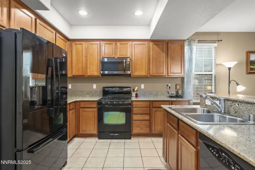 6636 Latour, Sparks, Nevada 89436, 4 Bedrooms Bedrooms, ,4 BathroomsBathrooms,Residential,Residential,Latour,260000954