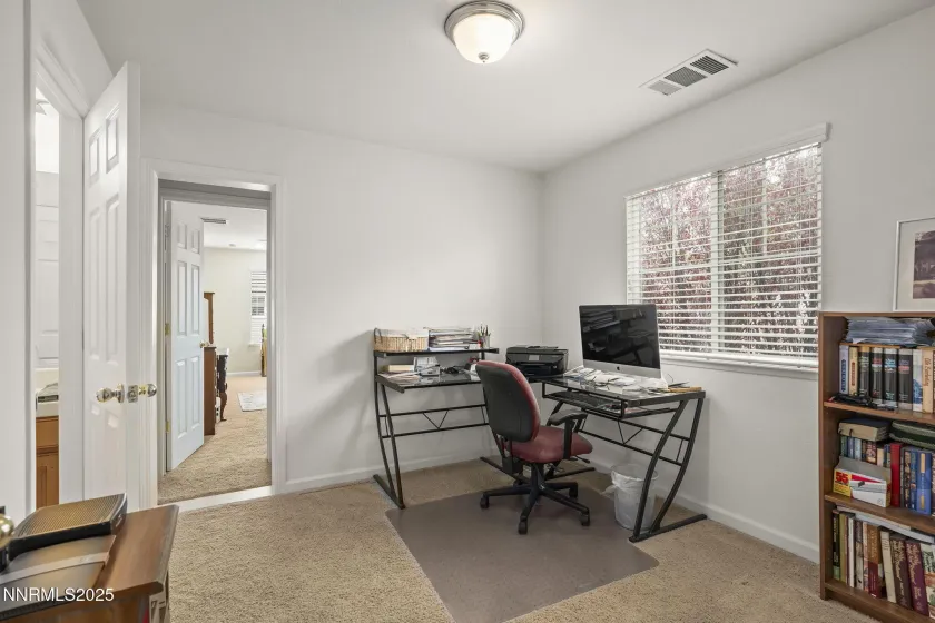 6636 Latour, Sparks, Nevada 89436, 4 Bedrooms Bedrooms, ,4 BathroomsBathrooms,Residential,Residential,Latour,260000954