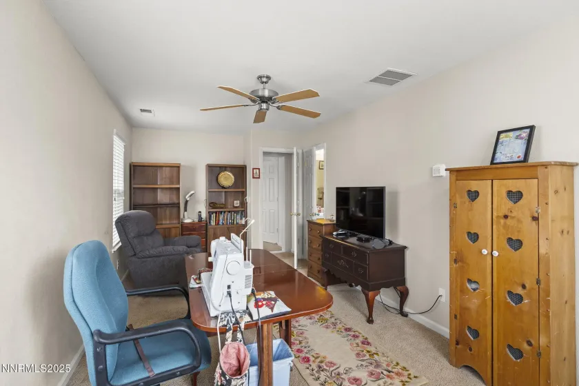 6636 Latour, Sparks, Nevada 89436, 4 Bedrooms Bedrooms, ,4 BathroomsBathrooms,Residential,Residential,Latour,260000954