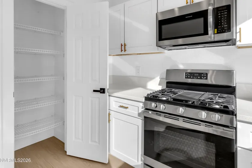 4060 Bristlecone, Reno, Nevada 89502, 3 Bedrooms Bedrooms, ,3 BathroomsBathrooms,Residential,Residential,Bristlecone,260000957