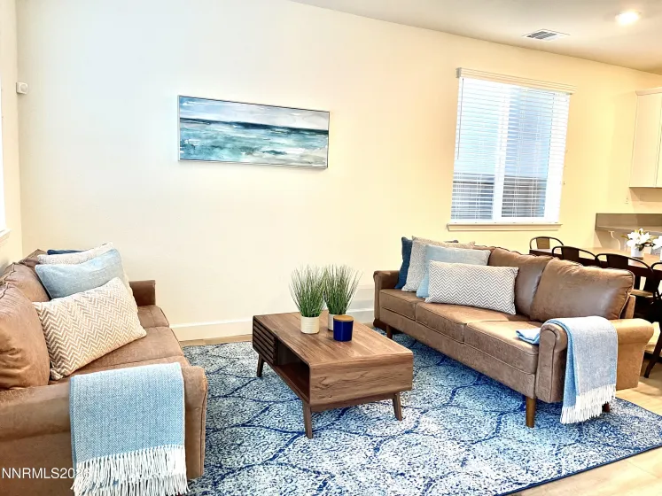 1993 Zidane, Sparks, Nevada 89436, 4 Bedrooms Bedrooms, ,3 BathroomsBathrooms,Residential,Residential,Zidane,260000956