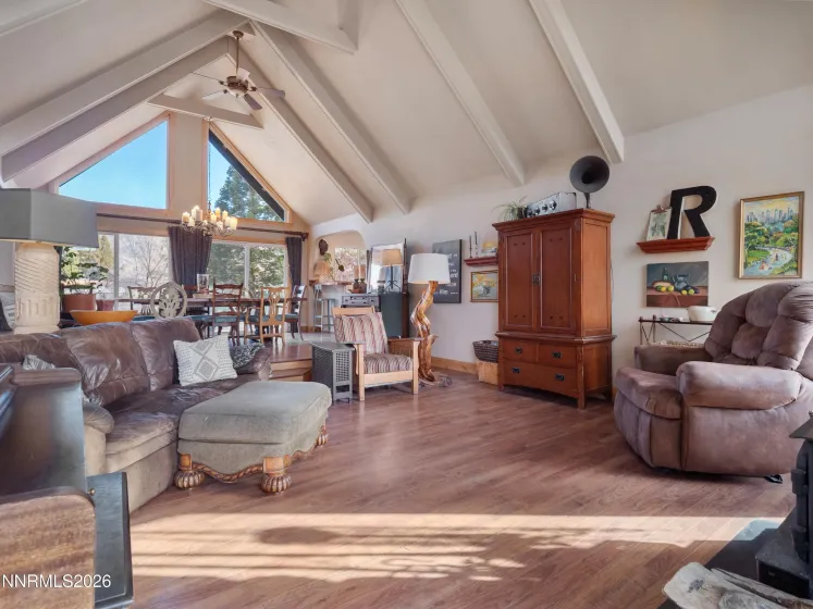 1880 Franklin, Carson City, Nevada 89706, 5 Bedrooms Bedrooms, ,3 BathroomsBathrooms,Residential,Residential,Franklin,260000958