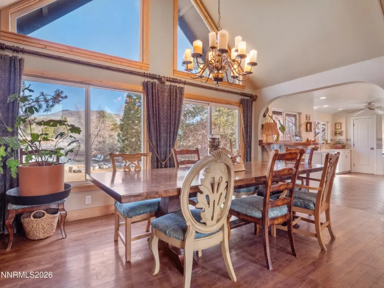 1880 Franklin, Carson City, Nevada 89706, 5 Bedrooms Bedrooms, ,3 BathroomsBathrooms,Residential,Residential,Franklin,260000958