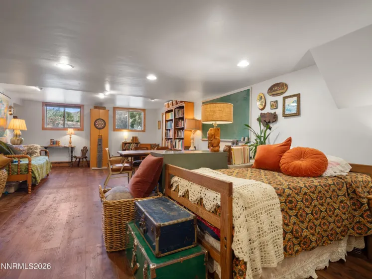 1880 Franklin, Carson City, Nevada 89706, 5 Bedrooms Bedrooms, ,3 BathroomsBathrooms,Residential,Residential,Franklin,260000958