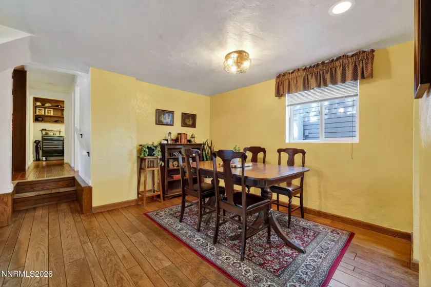 1464 Mark Twain, Reno, Nevada 89509, 3 Bedrooms Bedrooms, ,2 BathroomsBathrooms,Residential,Residential,Mark Twain,260000959