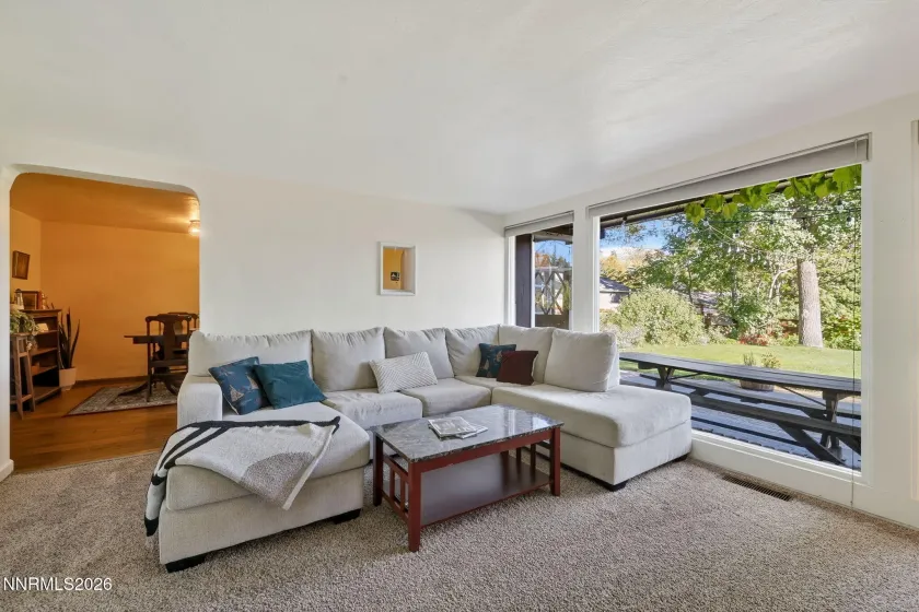 1464 Mark Twain, Reno, Nevada 89509, 3 Bedrooms Bedrooms, ,2 BathroomsBathrooms,Residential,Residential,Mark Twain,260000959