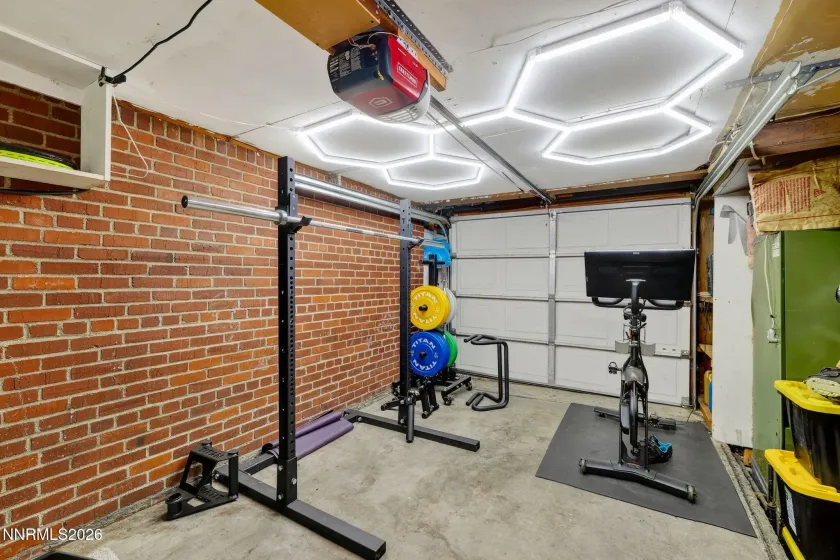 1464 Mark Twain, Reno, Nevada 89509, 3 Bedrooms Bedrooms, ,2 BathroomsBathrooms,Residential,Residential,Mark Twain,260000959