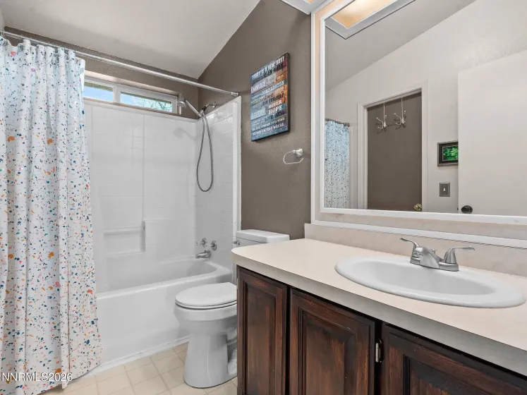 1125 Truckee, Fernley, Nevada 89408, 4 Bedrooms Bedrooms, ,2 BathroomsBathrooms,Residential,Residential,Truckee,260000960