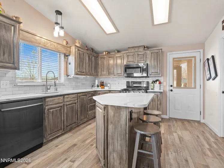 1125 Truckee, Fernley, Nevada 89408, 4 Bedrooms Bedrooms, ,2 BathroomsBathrooms,Residential,Residential,Truckee,260000960