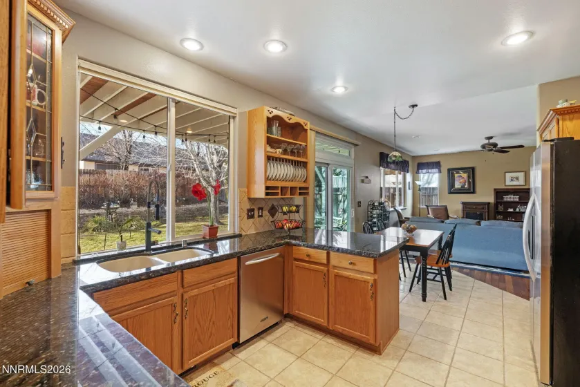 10005 Grosse Point, Reno, Nevada 89506, 3 Bedrooms Bedrooms, ,3 BathroomsBathrooms,Residential,Residential,Grosse Point,260000961