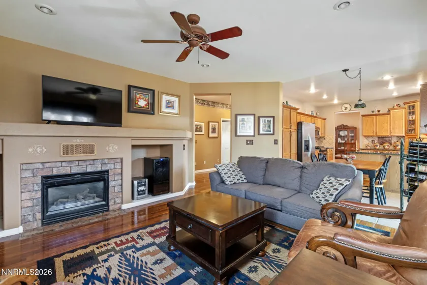 10005 Grosse Point, Reno, Nevada 89506, 3 Bedrooms Bedrooms, ,3 BathroomsBathrooms,Residential,Residential,Grosse Point,260000961