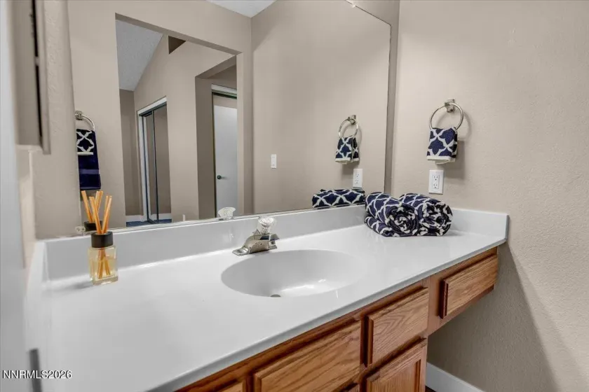 1658 Bluehaven, Sparks, Nevada 89434, 3 Bedrooms Bedrooms, ,2 BathroomsBathrooms,Residential,Residential,Bluehaven,260000974