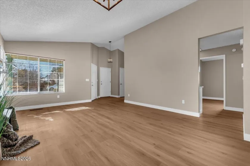 1658 Bluehaven, Sparks, Nevada 89434, 3 Bedrooms Bedrooms, ,2 BathroomsBathrooms,Residential,Residential,Bluehaven,260000974