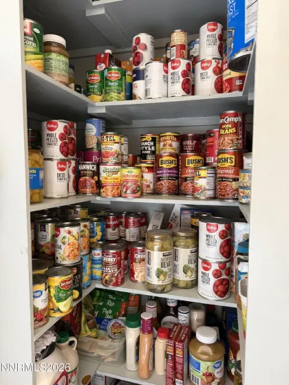 729 Central, Tonopah, Nevada 89049, 3 Bedrooms Bedrooms, ,2 BathroomsBathrooms,Residential,Residential,Central,260000975