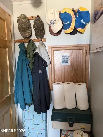 729 Central, Tonopah, Nevada 89049, 3 Bedrooms Bedrooms, ,2 BathroomsBathrooms,Residential,Residential,Central,260000975