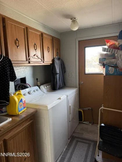 729 Central, Tonopah, Nevada 89049, 3 Bedrooms Bedrooms, ,2 BathroomsBathrooms,Residential,Residential,Central,260000975