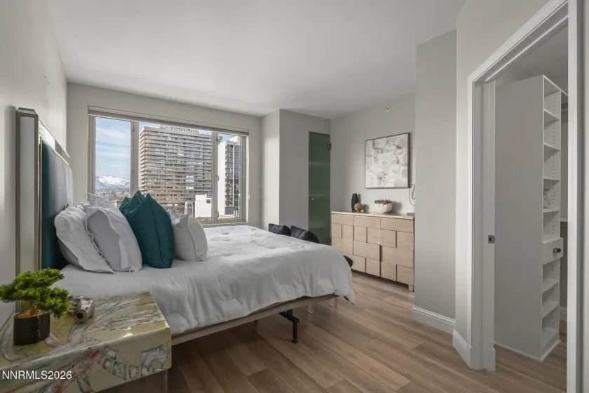 50 Sierra, Reno, Nevada 89501, 2 Bedrooms Bedrooms, ,2 BathroomsBathrooms,Residential,Residential,Sierra,260000981