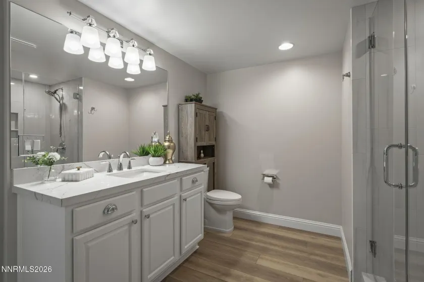 50 Sierra, Reno, Nevada 89501, 2 Bedrooms Bedrooms, ,2 BathroomsBathrooms,Residential,Residential,Sierra,260000981