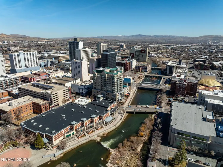 50 Sierra, Reno, Nevada 89501, 2 Bedrooms Bedrooms, ,2 BathroomsBathrooms,Residential,Residential,Sierra,260000981