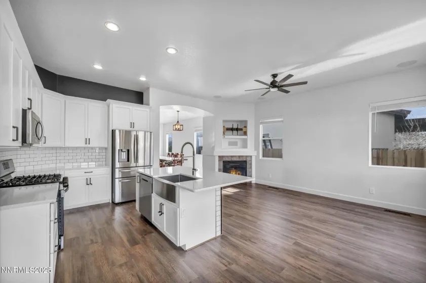 9638 Thunder Mountain, Reno, Nevada 89521, 4 Bedrooms Bedrooms, ,2 BathroomsBathrooms,Residential,Residential,Thunder Mountain,260000291