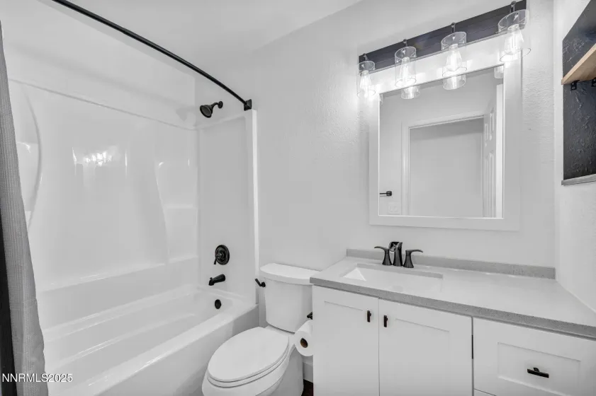 9638 Thunder Mountain, Reno, Nevada 89521, 4 Bedrooms Bedrooms, ,2 BathroomsBathrooms,Residential,Residential,Thunder Mountain,260000291