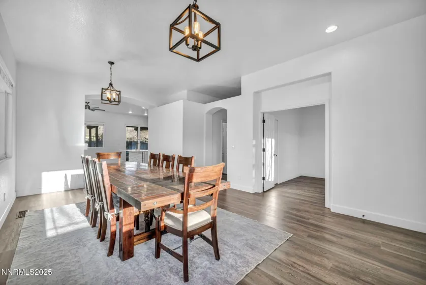 9638 Thunder Mountain, Reno, Nevada 89521, 4 Bedrooms Bedrooms, ,2 BathroomsBathrooms,Residential,Residential,Thunder Mountain,260000291