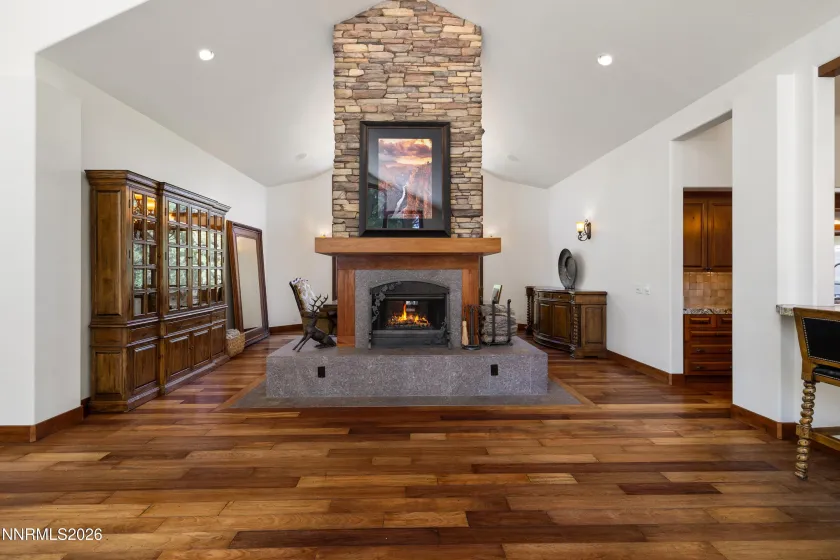 102 Willis, Reno, Nevada 89511, 4 Bedrooms Bedrooms, ,4 BathroomsBathrooms,Residential,Residential,Willis,260000984