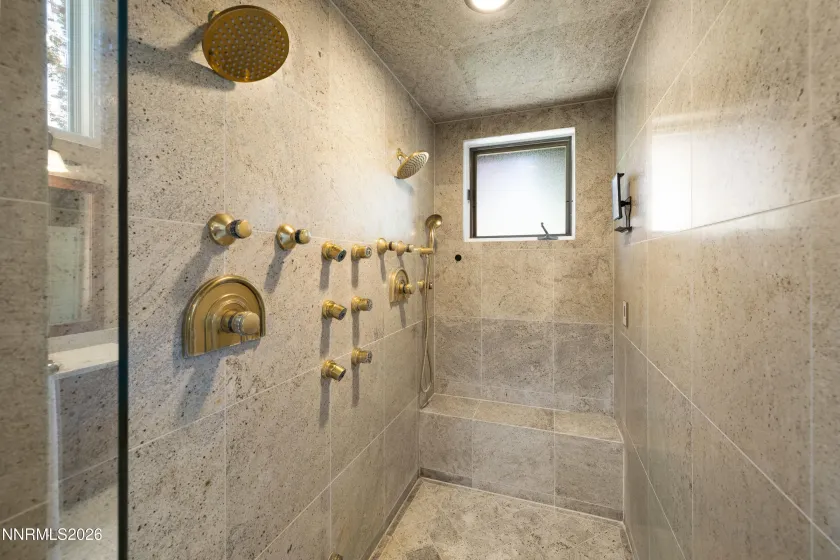 102 Willis, Reno, Nevada 89511, 4 Bedrooms Bedrooms, ,4 BathroomsBathrooms,Residential,Residential,Willis,260000984