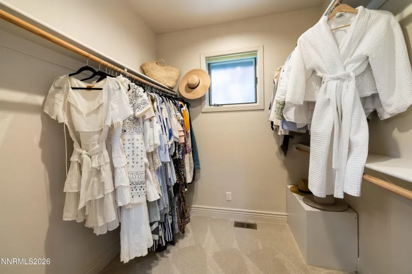 102 Willis, Reno, Nevada 89511, 4 Bedrooms Bedrooms, ,4 BathroomsBathrooms,Residential,Residential,Willis,260000984