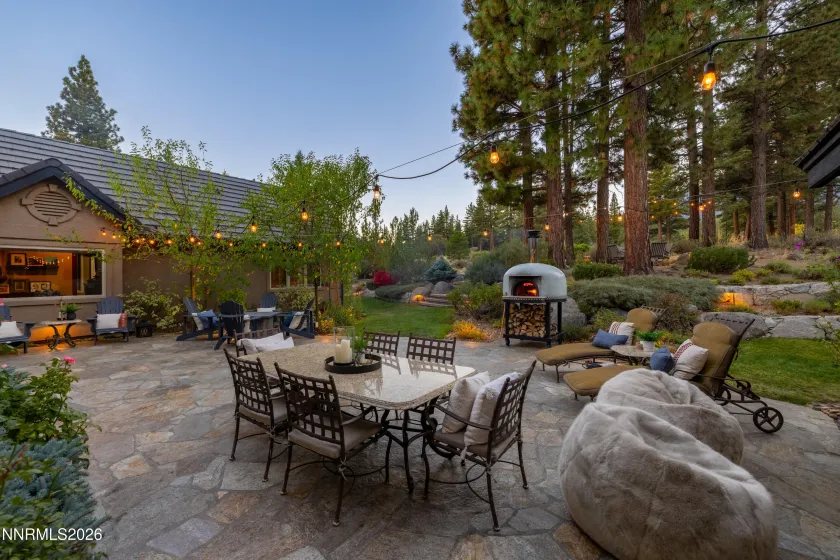 102 Willis, Reno, Nevada 89511, 4 Bedrooms Bedrooms, ,4 BathroomsBathrooms,Residential,Residential,Willis,260000984