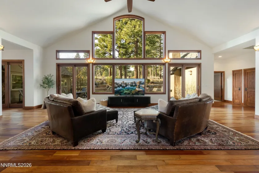 102 Willis, Reno, Nevada 89511, 4 Bedrooms Bedrooms, ,4 BathroomsBathrooms,Residential,Residential,Willis,260000984