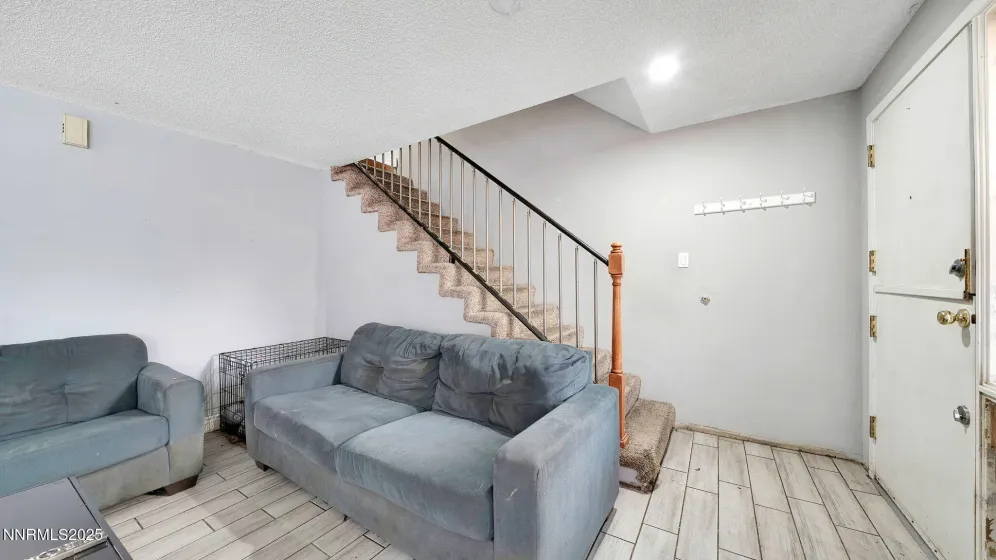 7640 Bluestone, Reno, Nevada 89511, 3 Bedrooms Bedrooms, ,3 BathroomsBathrooms,Residential,Residential,Bluestone,250059320