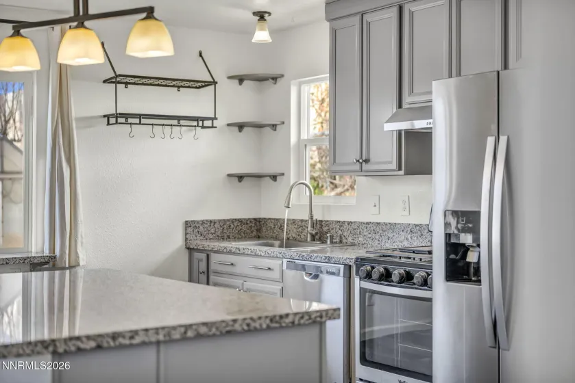 7575 Halifax, Reno, Nevada 89506, 3 Bedrooms Bedrooms, ,2 BathroomsBathrooms,Residential,Residential,Halifax,260000986