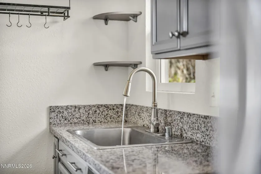 7575 Halifax, Reno, Nevada 89506, 3 Bedrooms Bedrooms, ,2 BathroomsBathrooms,Residential,Residential,Halifax,260000986