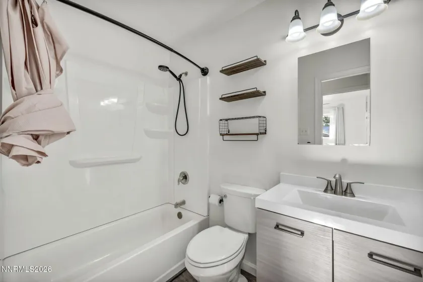 7575 Halifax, Reno, Nevada 89506, 3 Bedrooms Bedrooms, ,2 BathroomsBathrooms,Residential,Residential,Halifax,260000986