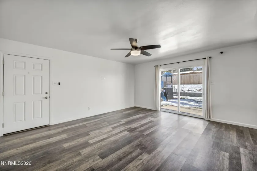 7575 Halifax, Reno, Nevada 89506, 3 Bedrooms Bedrooms, ,2 BathroomsBathrooms,Residential,Residential,Halifax,260000986