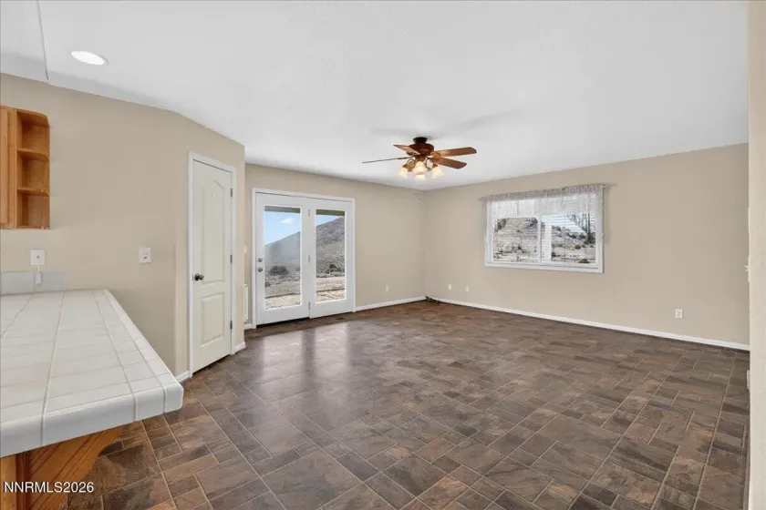 63 Rahonda, Sparks, Nevada 89441, 4 Bedrooms Bedrooms, ,3 BathroomsBathrooms,Residential,Residential,Rahonda,260000990