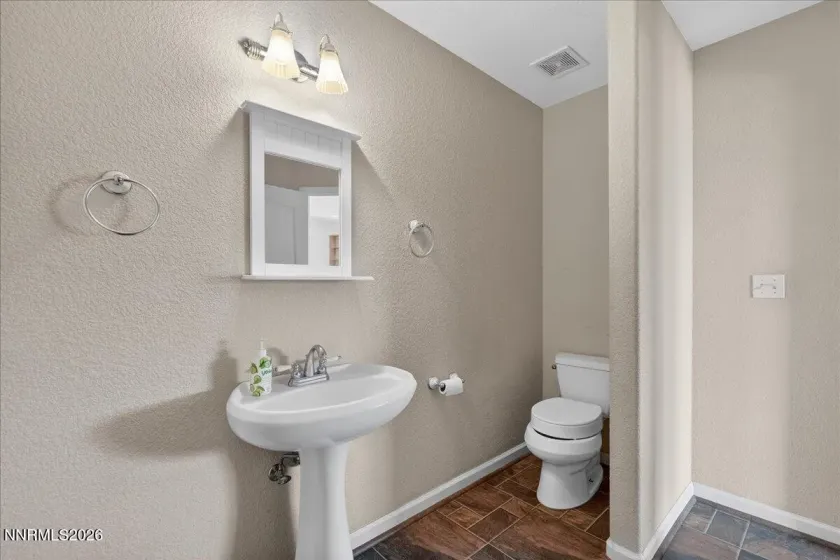 63 Rahonda, Sparks, Nevada 89441, 4 Bedrooms Bedrooms, ,3 BathroomsBathrooms,Residential,Residential,Rahonda,260000990