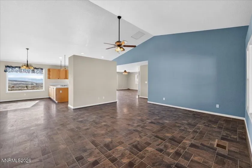 63 Rahonda, Sparks, Nevada 89441, 4 Bedrooms Bedrooms, ,3 BathroomsBathrooms,Residential,Residential,Rahonda,260000990