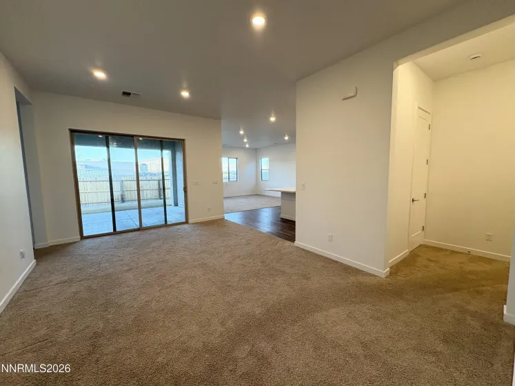 1852 Hogan Peak, Carson City, Nevada 89701, 3 Bedrooms Bedrooms, ,3 BathroomsBathrooms,Residential,Residential,Hogan Peak,260000993