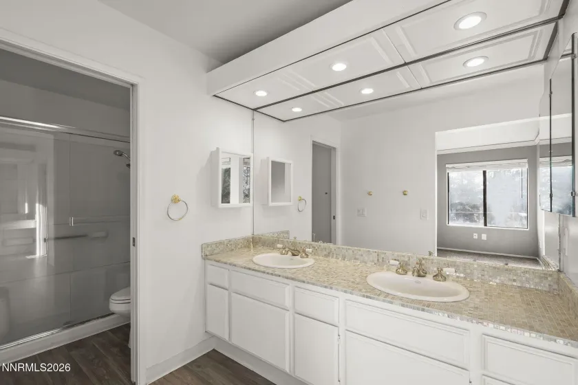 6429 Meadow Valley, Reno, Nevada 89519, 3 Bedrooms Bedrooms, ,3 BathroomsBathrooms,Residential,Residential,Meadow Valley,260000994