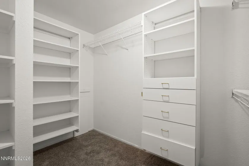 6429 Meadow Valley, Reno, Nevada 89519, 3 Bedrooms Bedrooms, ,3 BathroomsBathrooms,Residential,Residential,Meadow Valley,260000994