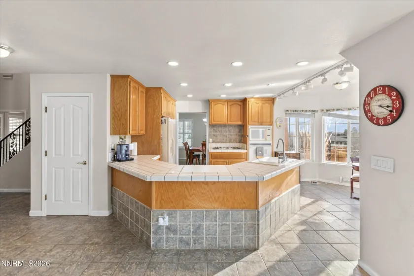 1326 Santa Cruz, Minden, Nevada 89423, 4 Bedrooms Bedrooms, ,3 BathroomsBathrooms,Residential,Residential,Santa Cruz,260000995